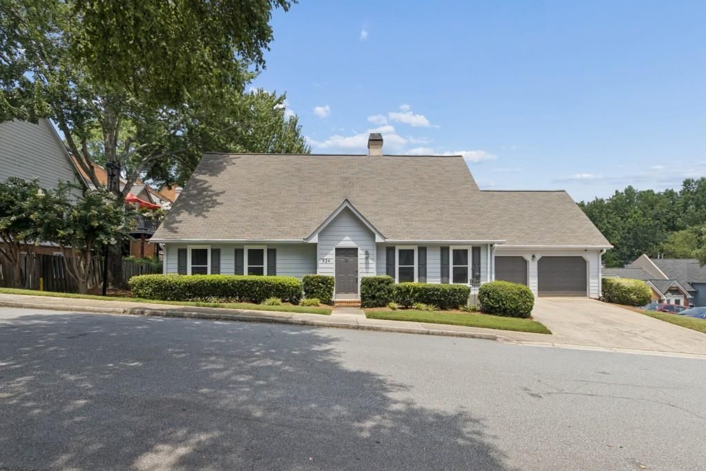 934 Lenox Hill Court, Atlanta, GA 30324