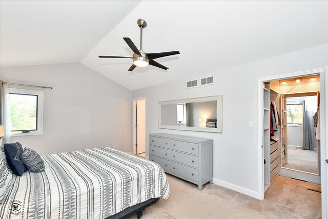 17323 Lakebrook Drive, Orland Park, IL 60467