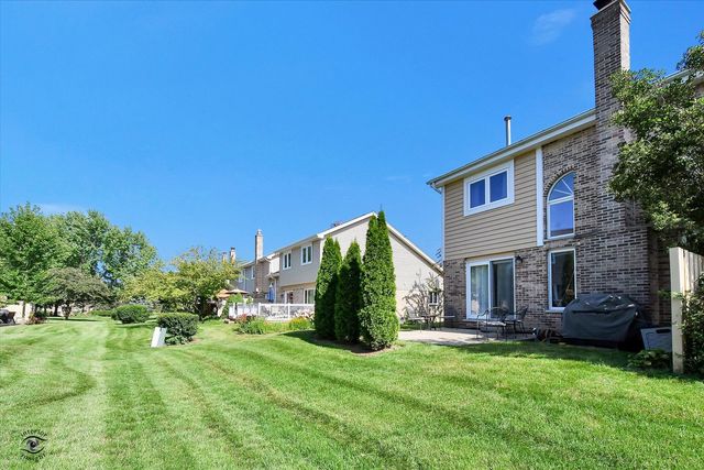 17323 Lakebrook Drive, Orland Park, IL 60467