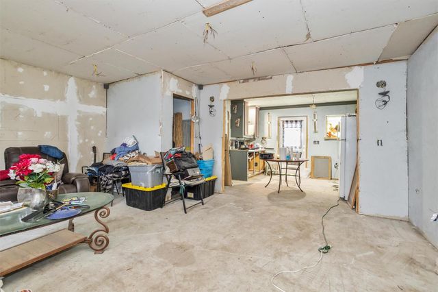 6452 Oakhill Lane, Richards, TX 77873