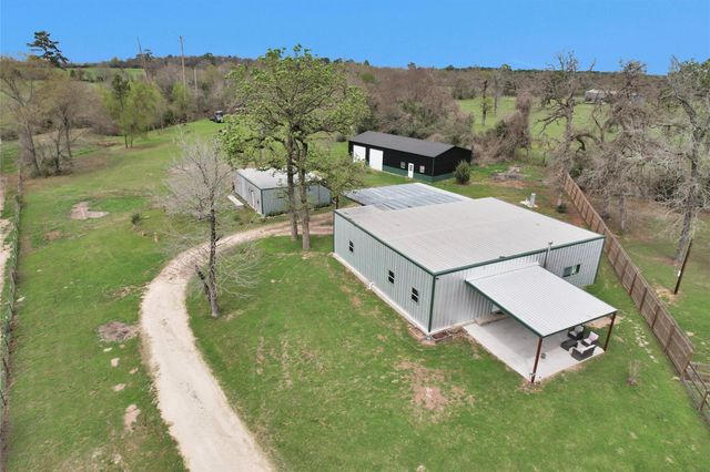 6452 Oakhill Lane, Richards, TX 77873