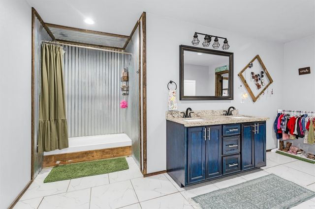 6452 Oakhill Lane, Richards, TX 77873