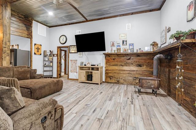 6452 Oakhill Lane, Richards, TX 77873