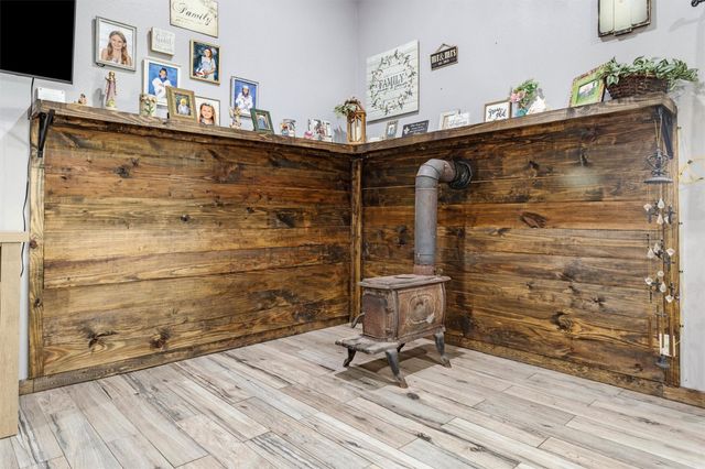 6452 Oakhill Lane, Richards, TX 77873