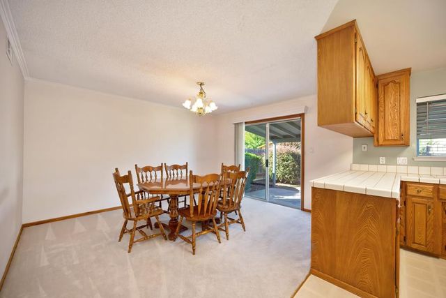8140 Lisbon Way, Sacramento, CA 95823