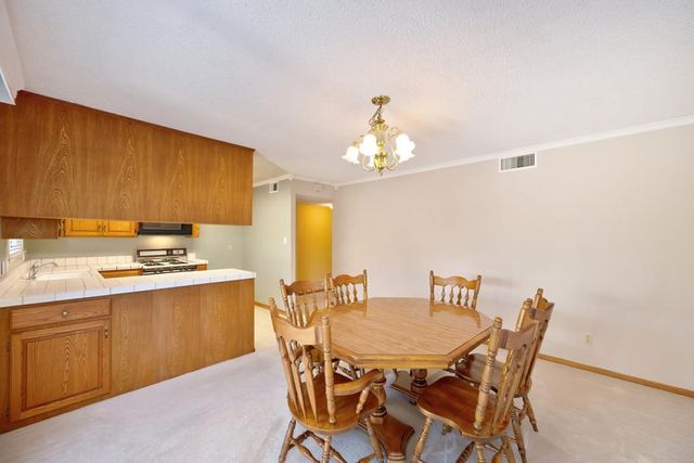 8140 Lisbon Way, Sacramento, CA 95823