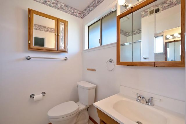 8140 Lisbon Way, Sacramento, CA 95823