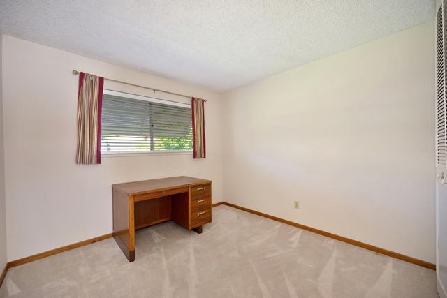 8140 Lisbon Way, Sacramento, CA 95823