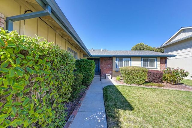 8140 Lisbon Way, Sacramento, CA 95823