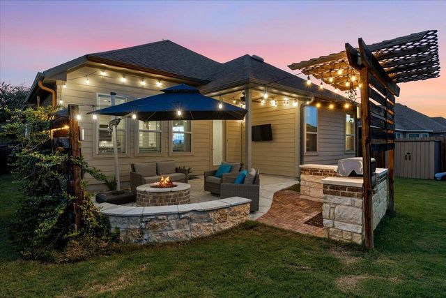 8033 Mozart ST, Round Rock, TX 78665