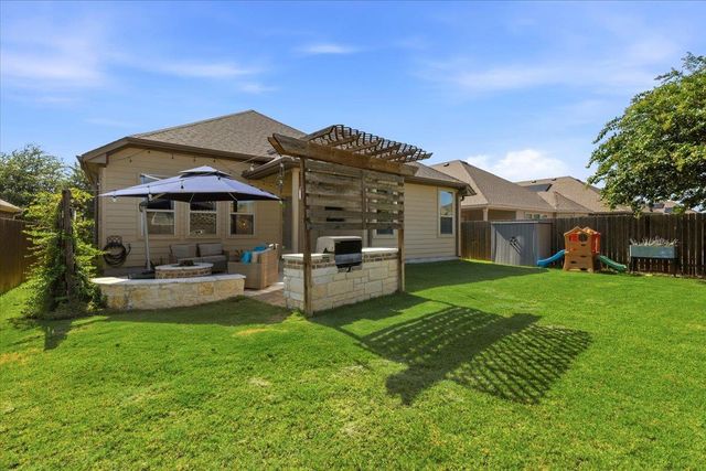 8033 Mozart ST, Round Rock, TX 78665