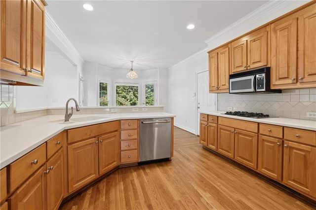 100 Harmony Point Cove, Lilburn, GA 30047