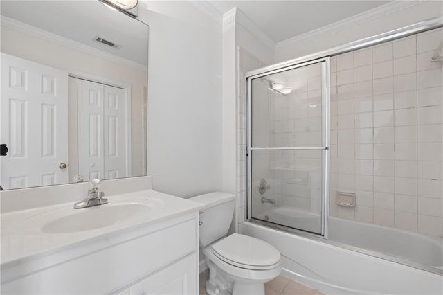 100 Harmony Point Cove, Lilburn, GA 30047