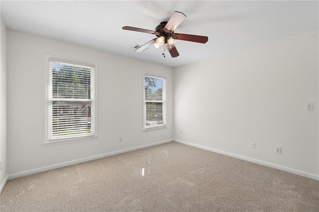 100 Harmony Point Cove, Lilburn, GA 30047
