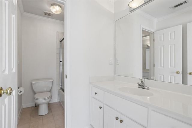 100 Harmony Point Cove, Lilburn, GA 30047