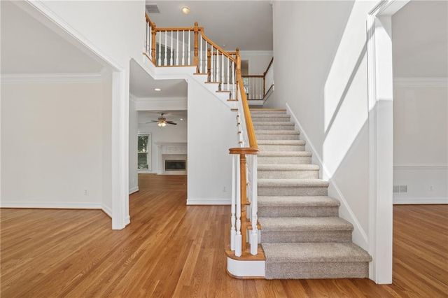100 Harmony Point Cove, Lilburn, GA 30047