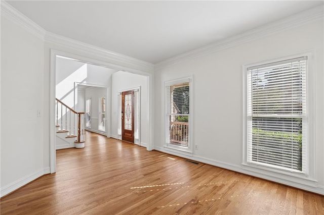100 Harmony Point Cove, Lilburn, GA 30047