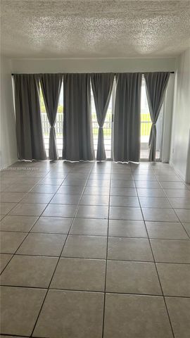7980 N French Dr 3-103, Pembroke Pines, FL 33024