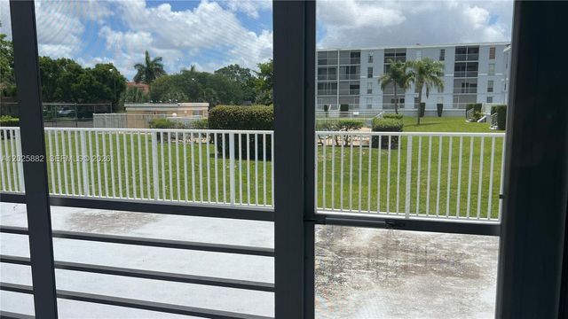7980 N French Dr 3-103, Pembroke Pines, FL 33024