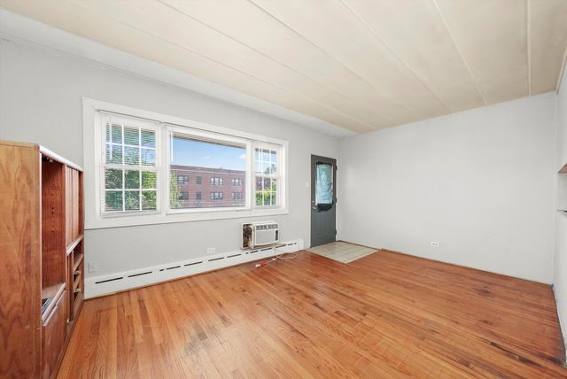 2716 Ridgeland Avenue 7, Berwyn, IL 60402