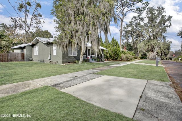 510 S 19TH Street, Palatka, FL 32177