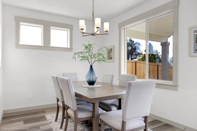 3670 Luchu Street 92, Medford, OR 97504