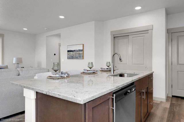 3670 Luchu Street 92, Medford, OR 97504