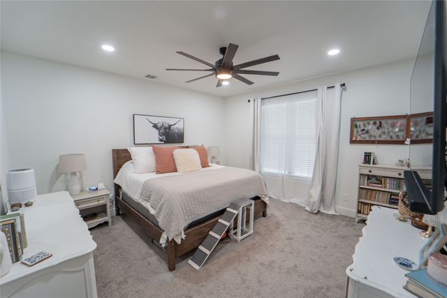 335 Brazos West Drive, Mineral Wells, TX 76067