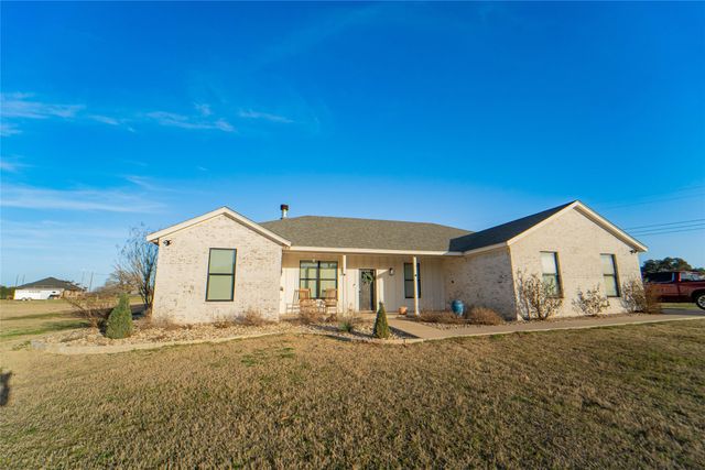 335 Brazos West Drive, Mineral Wells, TX 76067