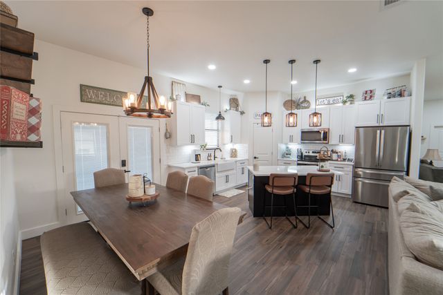 335 Brazos West Drive, Mineral Wells, TX 76067