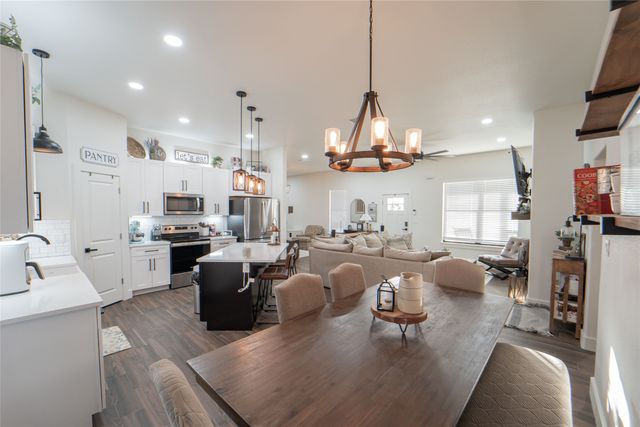 335 Brazos West Drive, Mineral Wells, TX 76067