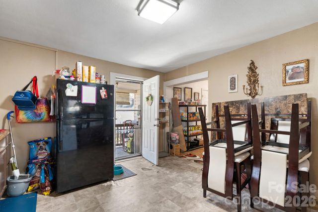 1242 W Airline Avenue, Gastonia, NC 28052