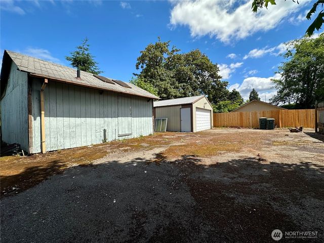 1336 S 279th Street, Des Moines, WA 98198