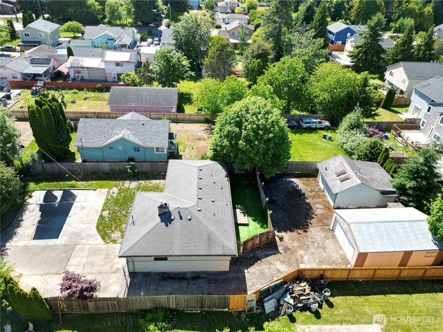 1336 S 279th Street, Des Moines, WA 98198