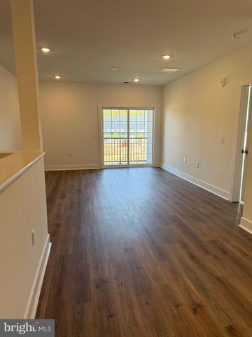 2201 PRINCE HALL DR, Pennington, NJ 08534