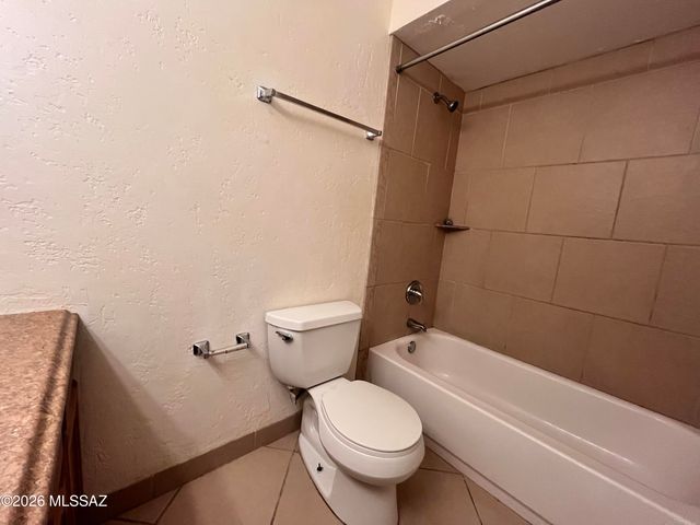 812 S Langley Ave Unit 202, Tucson, AZ 85710