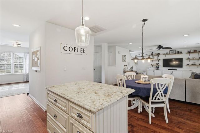 4418 Abbey Park Road, Kernersville, NC 27284