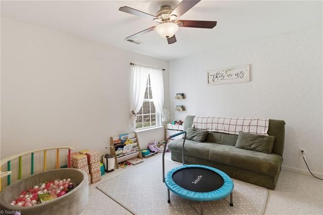 4418 Abbey Park Road, Kernersville, NC 27284