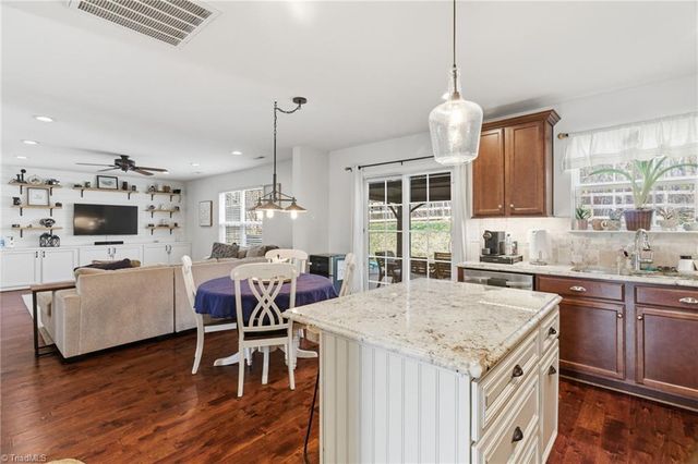 4418 Abbey Park Road, Kernersville, NC 27284