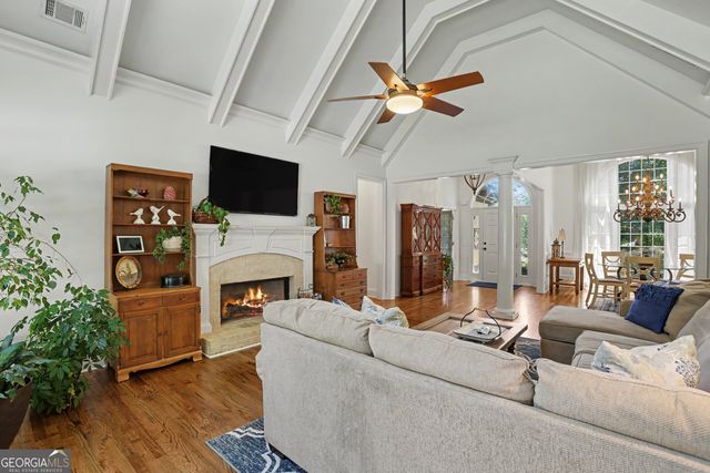 537 Old Collins Road, Hoschton, GA 30548