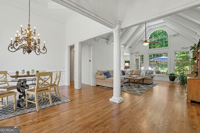 537 Old Collins Road, Hoschton, GA 30548