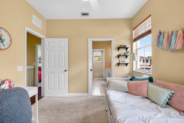 10624 Old Hammock Way, Wellington, FL 33414