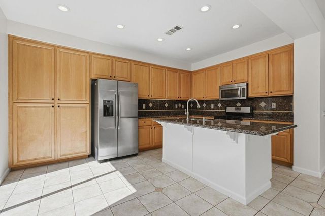 471 Camino Verde, San Marcos, CA 92078