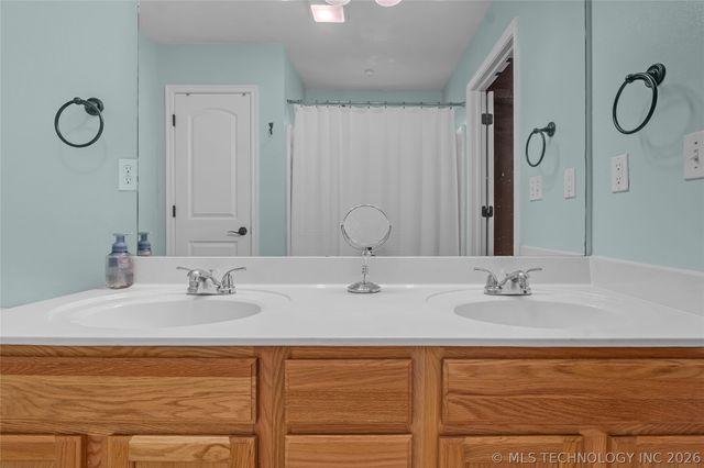 10717 N 151st East Avenue, Owasso, OK 74055