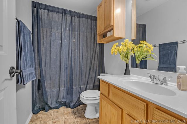10717 N 151st East Avenue, Owasso, OK 74055