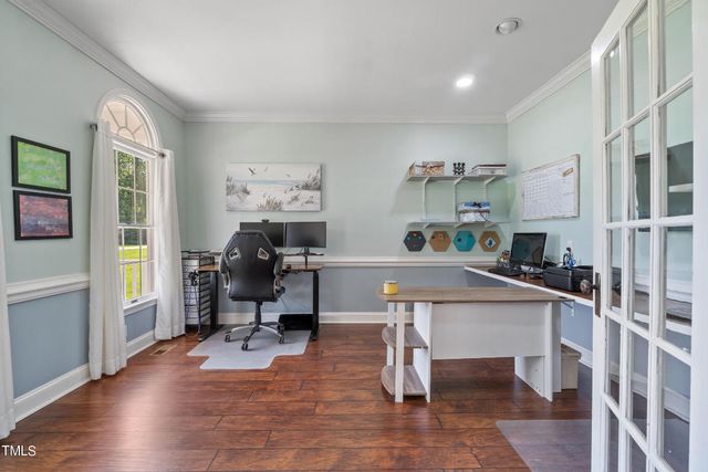 137 Dances Bay Road, Elizabeth City, NC 27909