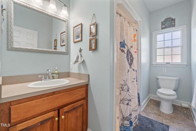 137 Dances Bay Road, Elizabeth City, NC 27909