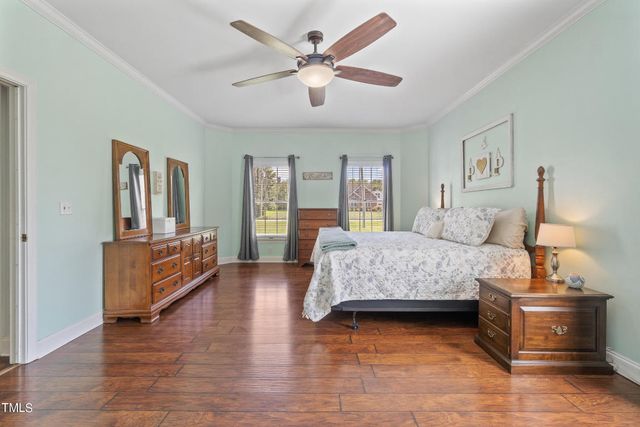 137 Dances Bay Road, Elizabeth City, NC 27909