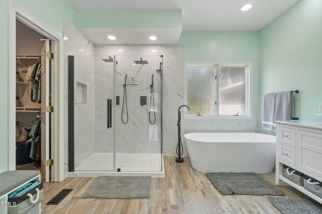 137 Dances Bay Road, Elizabeth City, NC 27909
