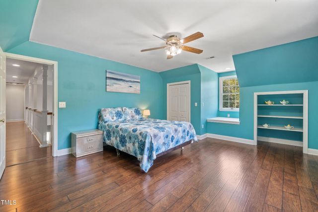 137 Dances Bay Road, Elizabeth City, NC 27909